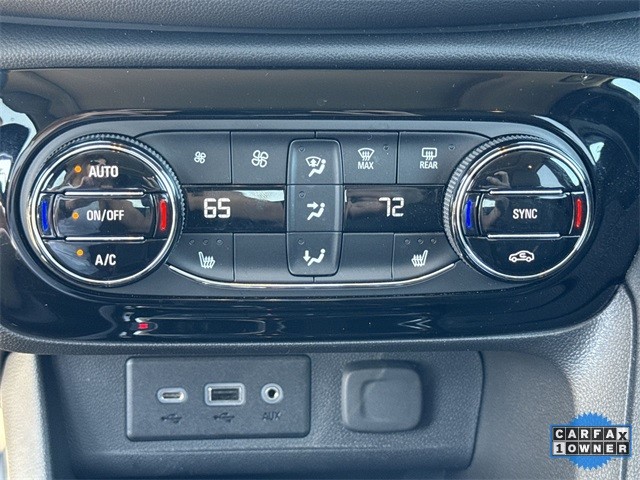 Buick Encore GX Vehicle Full-screen Gallery Image 21