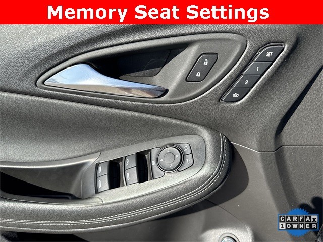 Buick Encore GX Vehicle Full-screen Gallery Image 26