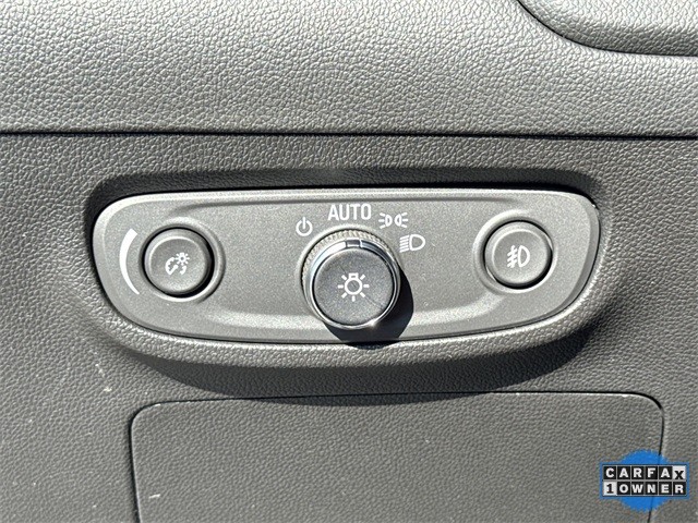 Buick Encore GX Vehicle Full-screen Gallery Image 37