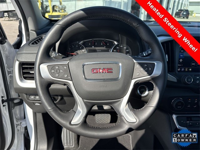 GMC Terrain Vehicle Full-screen Gallery Image 14