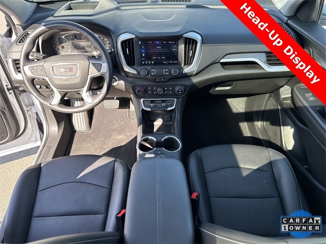 GMC Terrain Vehicle Full-screen Gallery Image 24