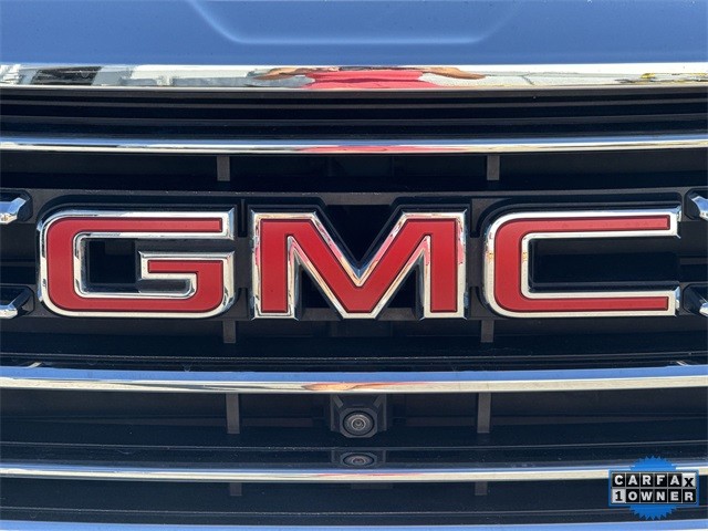 GMC Terrain Vehicle Full-screen Gallery Image 34