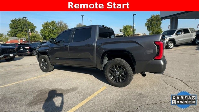 Toyota Tundra 4WD Vehicle Full-screen Gallery Image 07