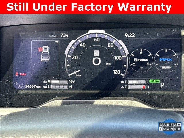 Toyota Tundra 4WD Vehicle Full-screen Gallery Image 15