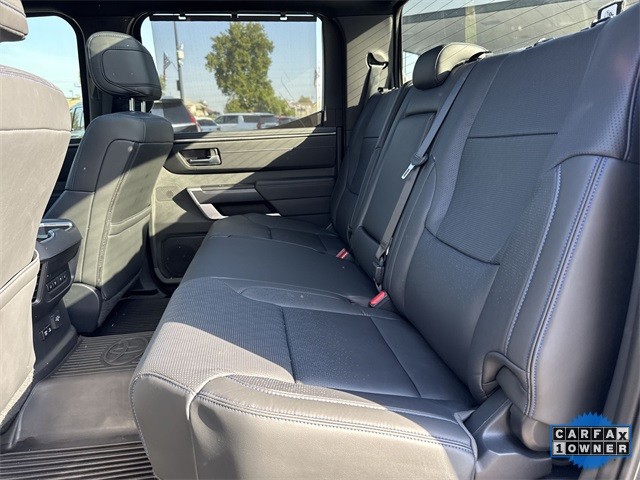 Toyota Tundra 4WD Vehicle Full-screen Gallery Image 28