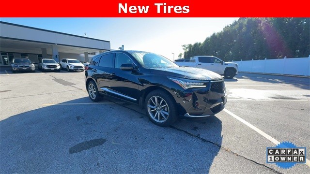 Acura RDX Vehicle Full-screen Gallery Image 02