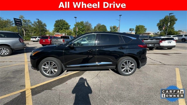 Acura RDX Vehicle Full-screen Gallery Image 06