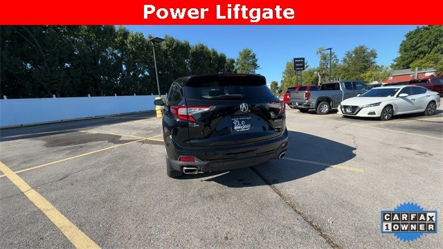 Acura RDX Vehicle Full-screen Gallery Image 09
