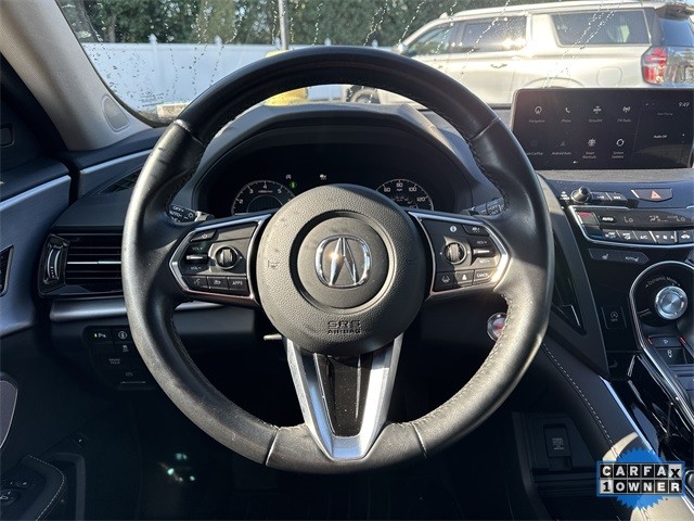 Acura RDX Vehicle Full-screen Gallery Image 14
