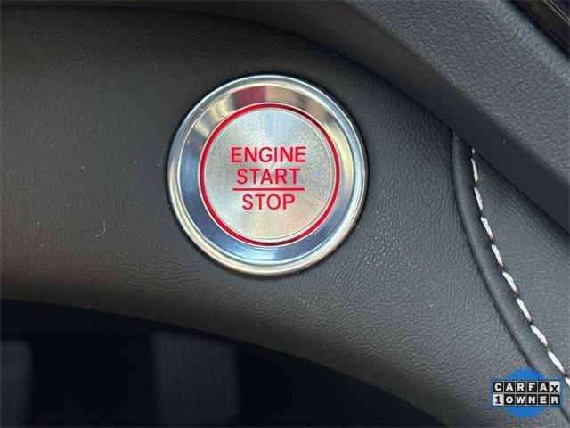Acura RDX Vehicle Full-screen Gallery Image 21
