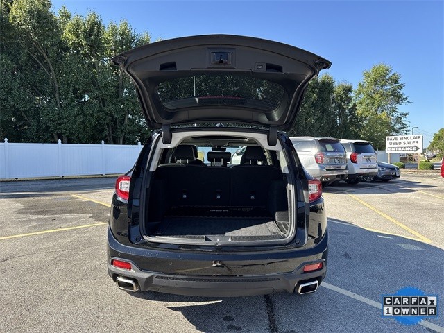 Acura RDX Vehicle Full-screen Gallery Image 30