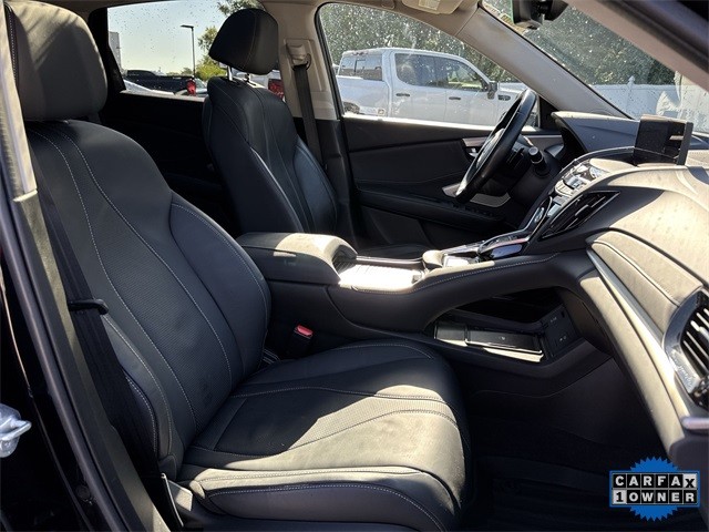 Acura RDX Vehicle Full-screen Gallery Image 32
