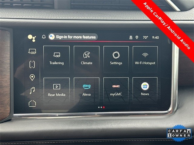 GMC Yukon Vehicle Full-screen Gallery Image 17