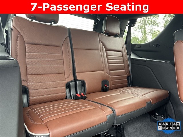 GMC Yukon Vehicle Full-screen Gallery Image 32