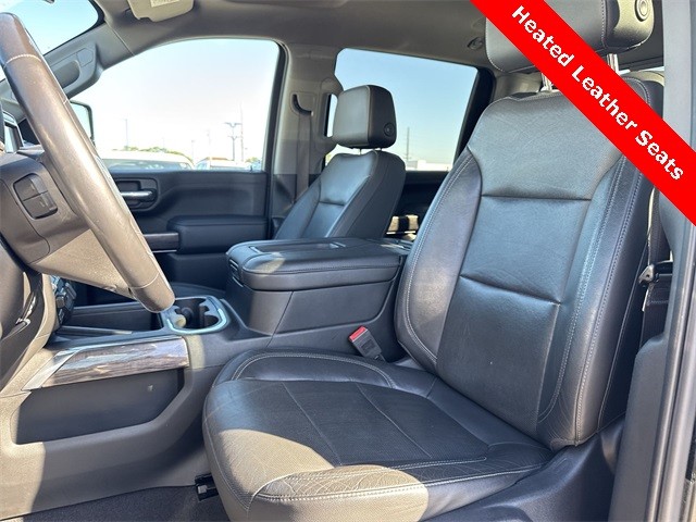 Chevrolet Silverado 2500HD Vehicle Full-screen Gallery Image 23