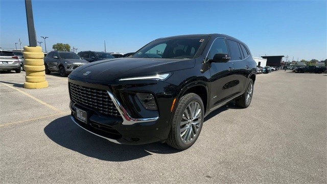 Buick Enclave Vehicle Full-screen Gallery Image 04