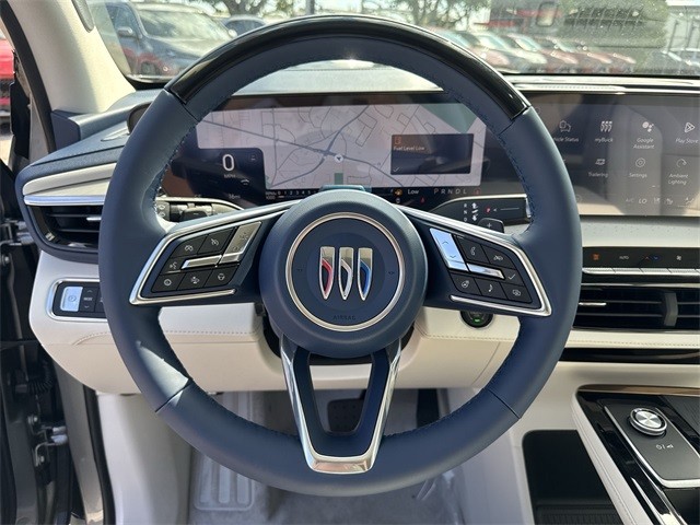 Buick Enclave Vehicle Full-screen Gallery Image 14