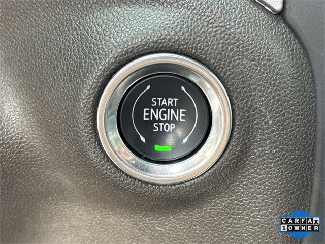 GMC Sierra 1500 Vehicle Full-screen Gallery Image 21