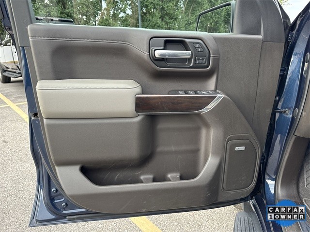 GMC Sierra 1500 Vehicle Full-screen Gallery Image 26