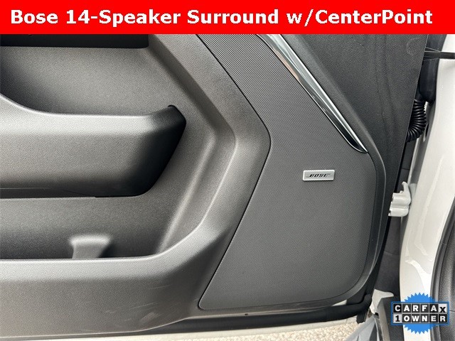 GMC Yukon Vehicle Full-screen Gallery Image 29