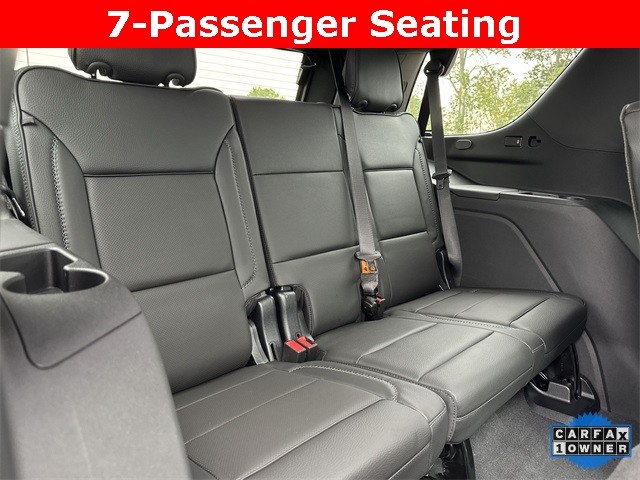 GMC Yukon Vehicle Full-screen Gallery Image 32