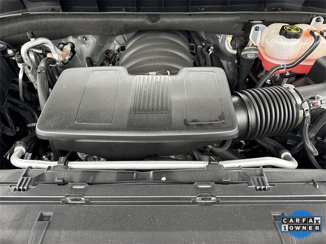 GMC Yukon Vehicle Full-screen Gallery Image 35