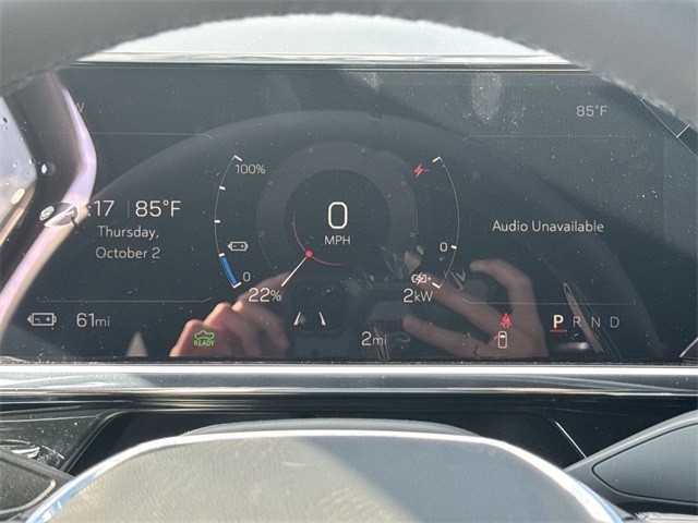 GMC Sierra EV Vehicle Full-screen Gallery Image 15