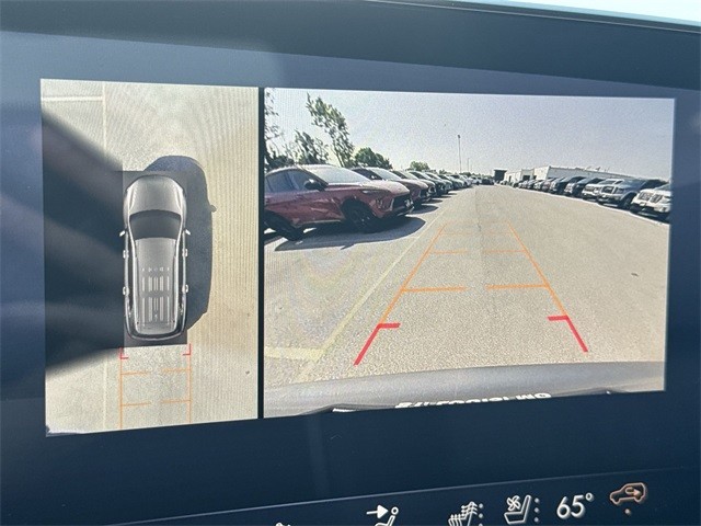 Buick Enclave Vehicle Full-screen Gallery Image 17