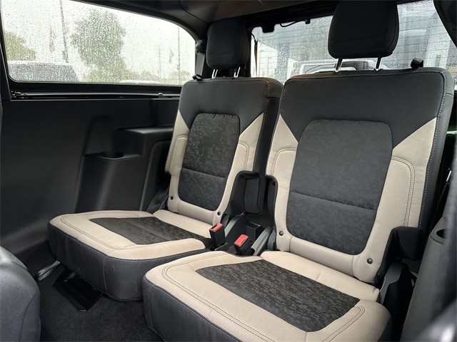 Ford Bronco Vehicle Full-screen Gallery Image 28