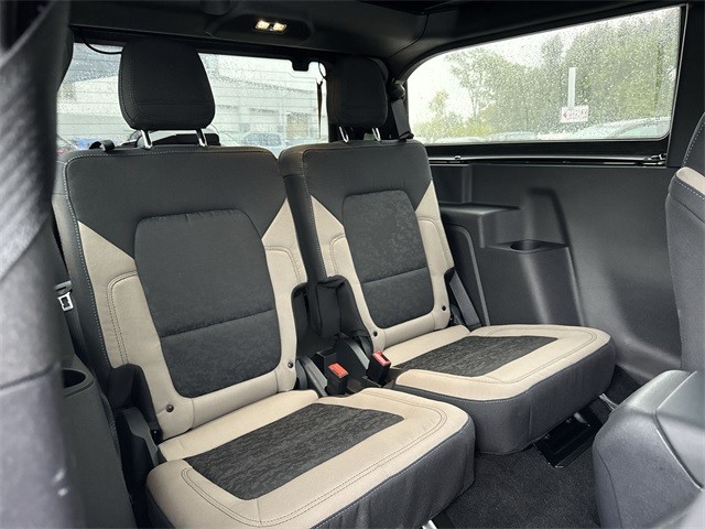 Ford Bronco Vehicle Full-screen Gallery Image 30