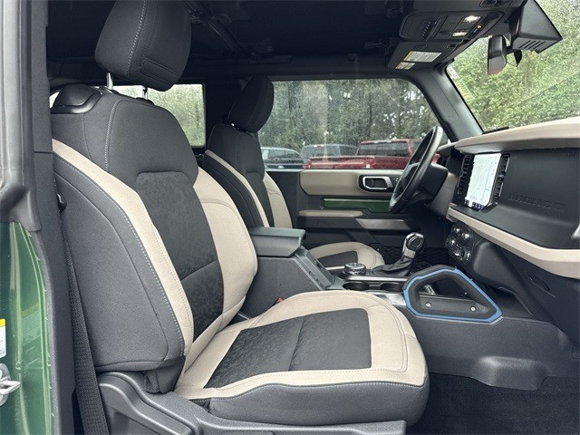 Ford Bronco Vehicle Full-screen Gallery Image 31