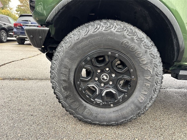 Ford Bronco Vehicle Full-screen Gallery Image 36