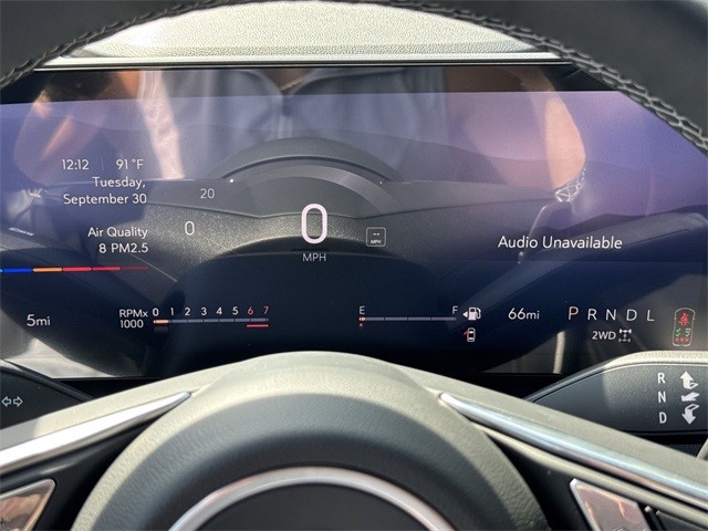 Buick Enclave Vehicle Full-screen Gallery Image 15