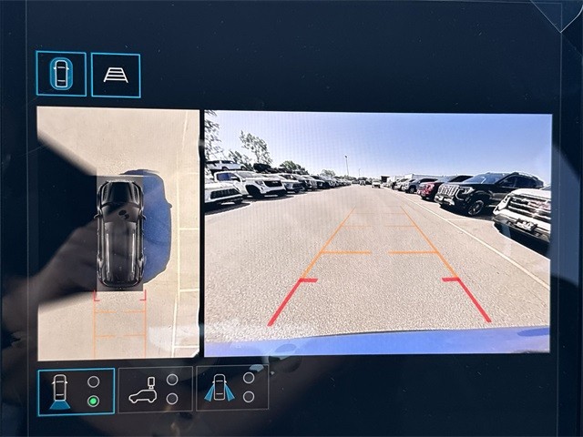 GMC Terrain Vehicle Full-screen Gallery Image 17