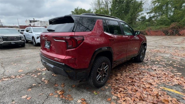 GMC Terrain Vehicle Full-screen Gallery Image 08