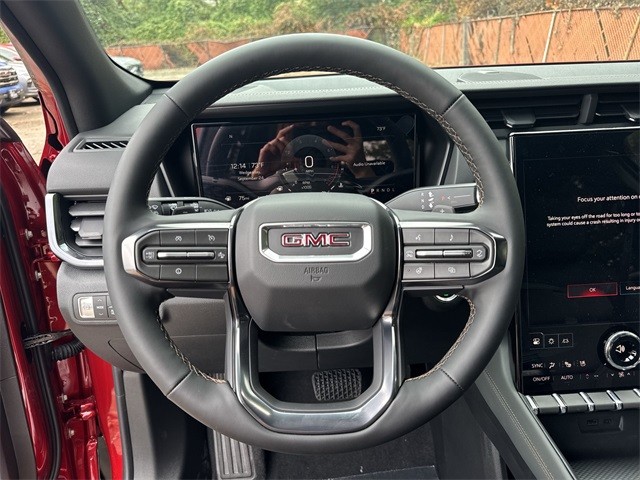 GMC Terrain Vehicle Full-screen Gallery Image 14