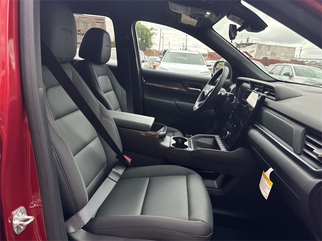 GMC Terrain Vehicle Full-screen Gallery Image 24