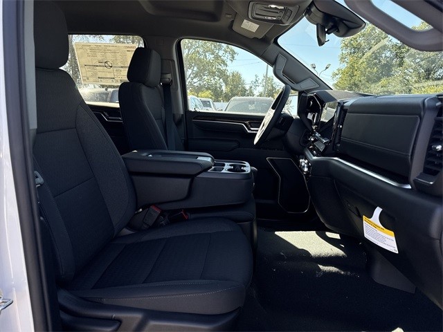 GMC Sierra 1500 Vehicle Full-screen Gallery Image 24