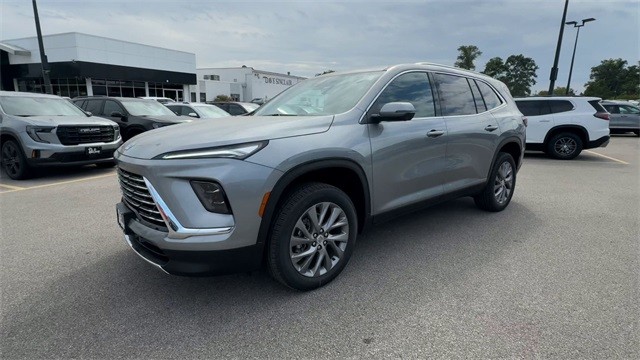 Buick Enclave Vehicle Full-screen Gallery Image 04