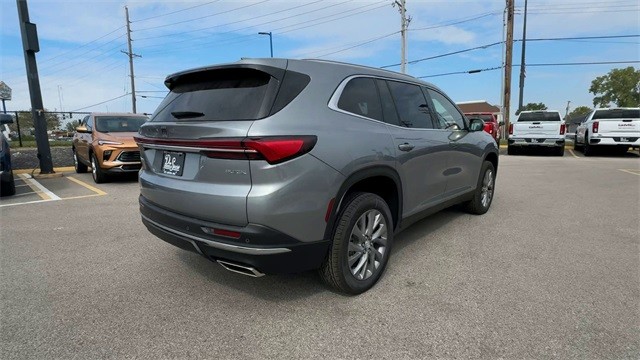 Buick Enclave Vehicle Full-screen Gallery Image 08