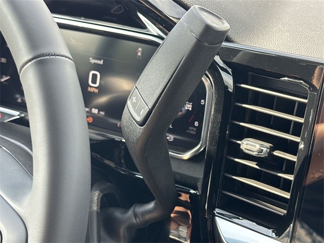 GMC Sierra 1500 Vehicle Full-screen Gallery Image 20