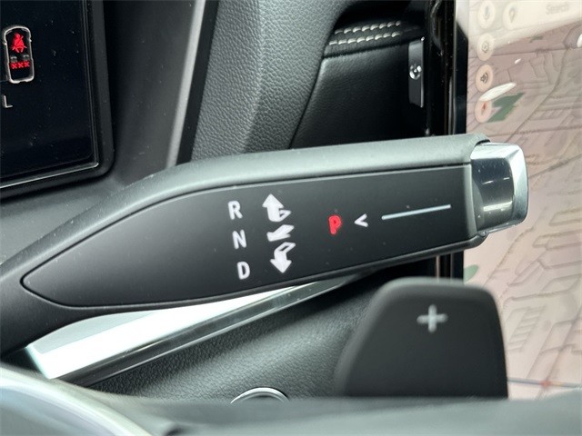 GMC Terrain Vehicle Full-screen Gallery Image 20