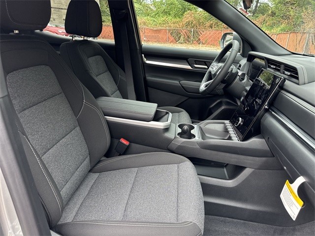 GMC Terrain Vehicle Full-screen Gallery Image 25