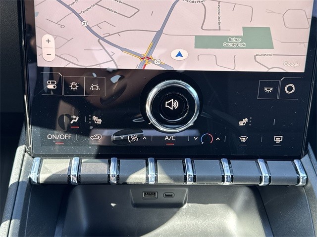 GMC Terrain Vehicle Full-screen Gallery Image 19