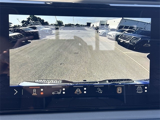 GMC Sierra 1500 Vehicle Full-screen Gallery Image 17