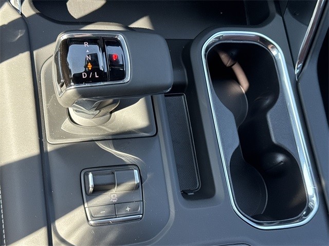 GMC Sierra 1500 Vehicle Full-screen Gallery Image 20