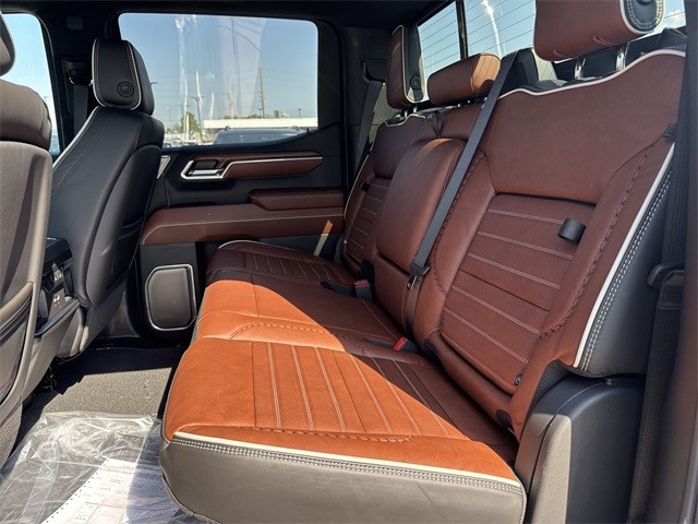 GMC Sierra 1500 Vehicle Full-screen Gallery Image 23