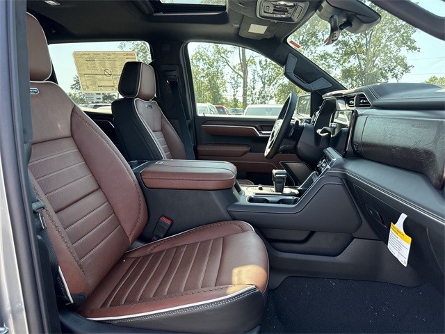 GMC Sierra 1500 Vehicle Full-screen Gallery Image 25