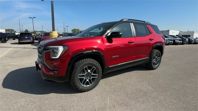 GMC Terrain Vehicle Full-screen Gallery Image 04