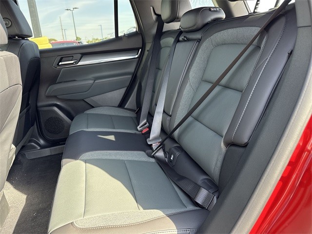 GMC Terrain Vehicle Full-screen Gallery Image 22